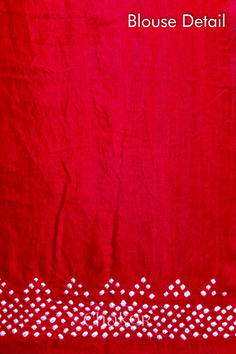 Chakor Purple Red Traditional Bandhani Gaji Silk Saree Unstitched Blouse Detail
