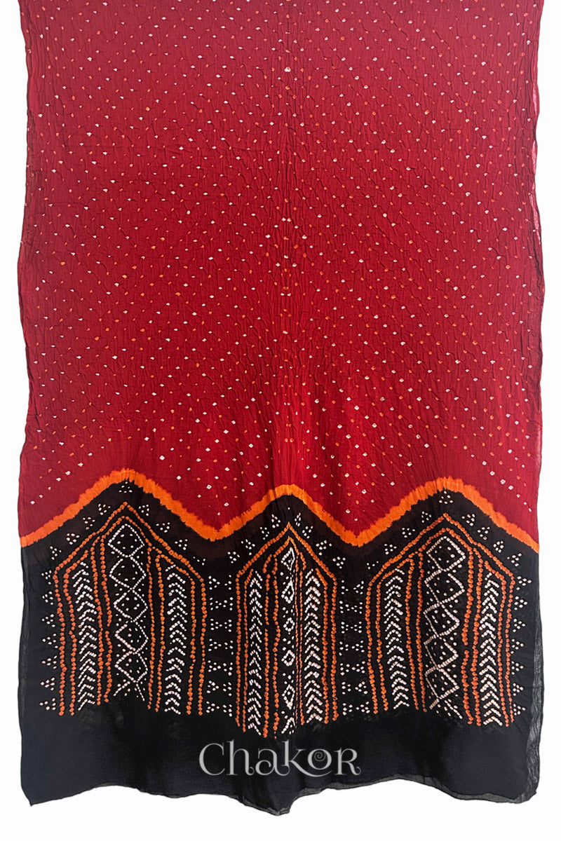 Full view of Red Black Bandhani Mul Cotton Saree featuring multicouloured bandhani patterns.