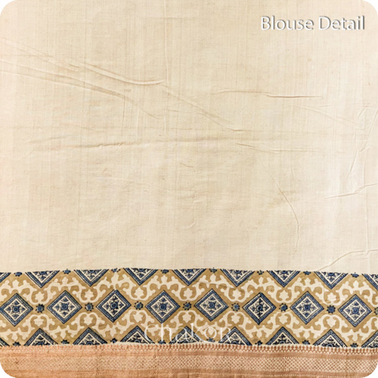 Chakor's Natural Dyed Offwhite Ajrakh Mangalgiri Cotton Saree.