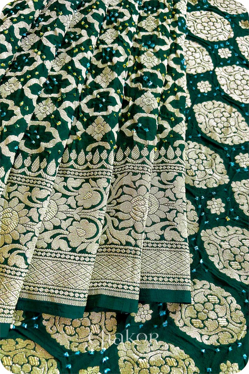 Chakor's Green handloom banarasi bandhani saree close-up