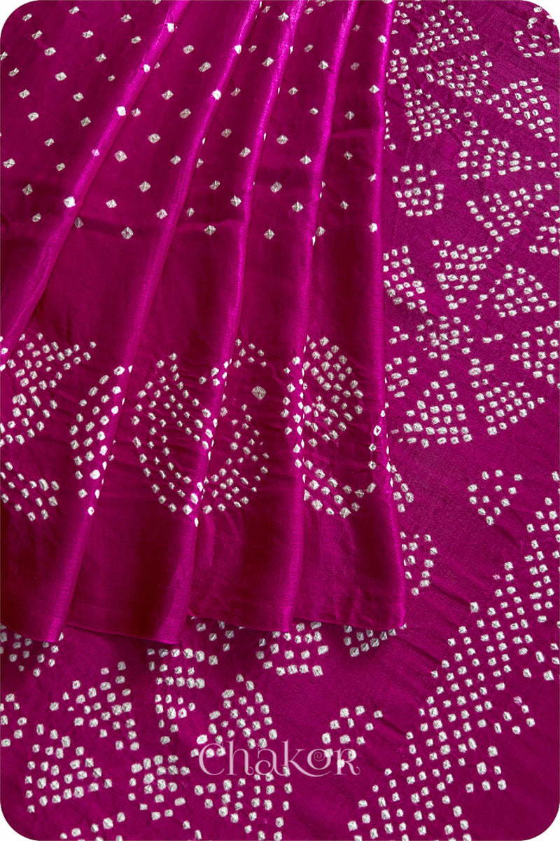 Chakor Magenta Ombre Dyed Traditional Bandhani Gaji Silk Saree.