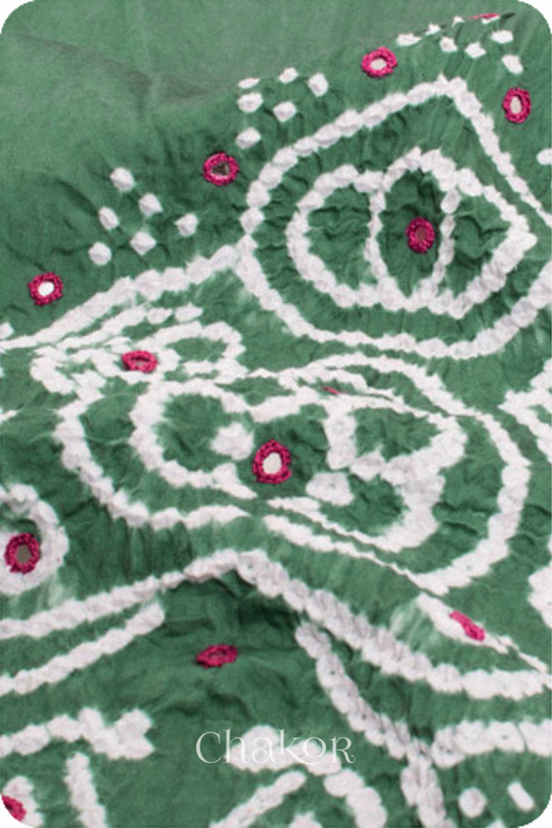 Chakor's Moss Green & Plum Pink Bandhani Cotton embroidered Kurta Fabric With Dupatta. 