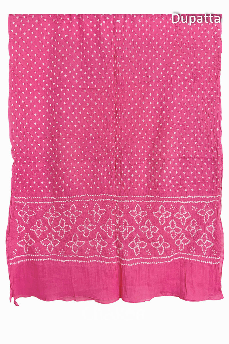 Full view of Pink Bandhani mulmul cotton dupatta with floral pallu and dotted body pattern.
