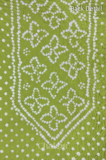 Bandhani dotted sleeve pattern on mercerised cotton fabric with handcrafted tie dye work.
