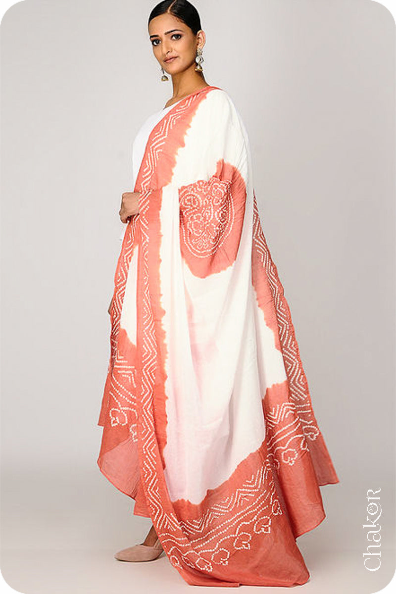 Off-white Peach Bandhani Mul Cotton Dupatta