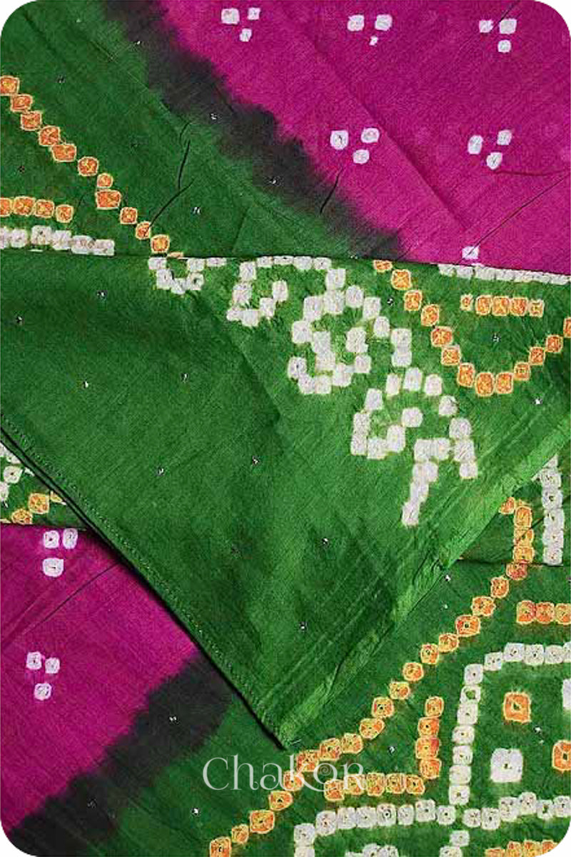 Magenta Mehendi Bandhani Mul Cotton Dupatta