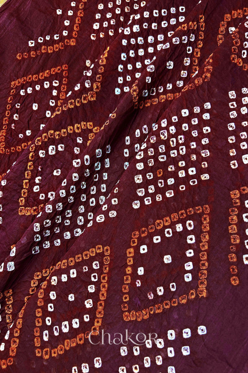 Detailed texture view of Chorkat Bandhani motifs on Maroon Mul Cotton Dupatta by Chakor.