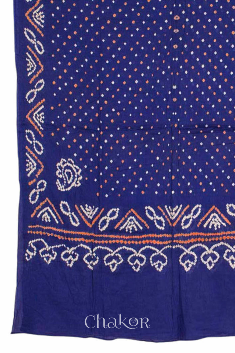 Dupatta view of Green Bandhani Cotton Tunic and Blue Pant with Dupatta, Handcrafted in Kutch with traditional design and hand embroidery.