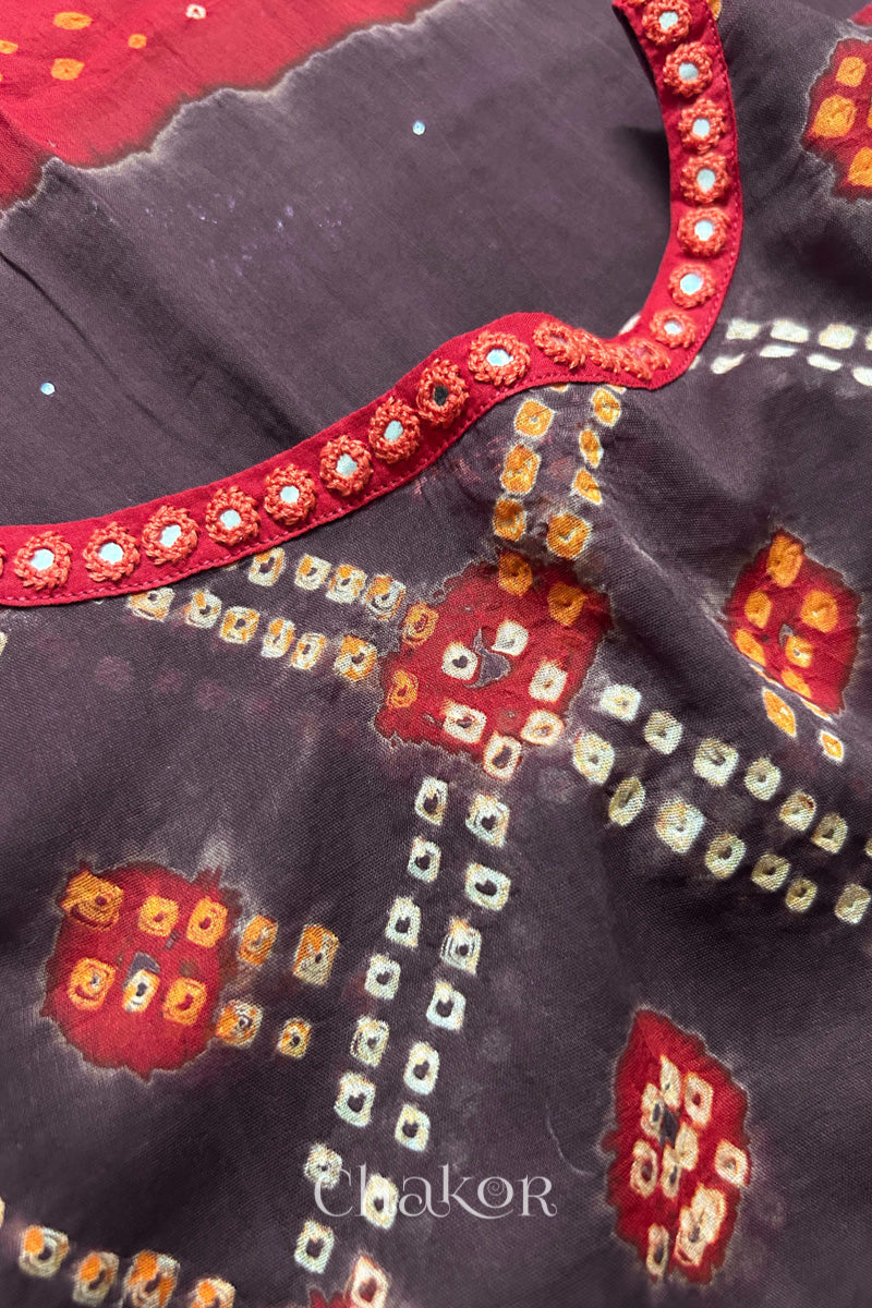 Kutch Bandhani pattern with mirror neckline detail on handcrafted cotton mulmul kaftan dress.
