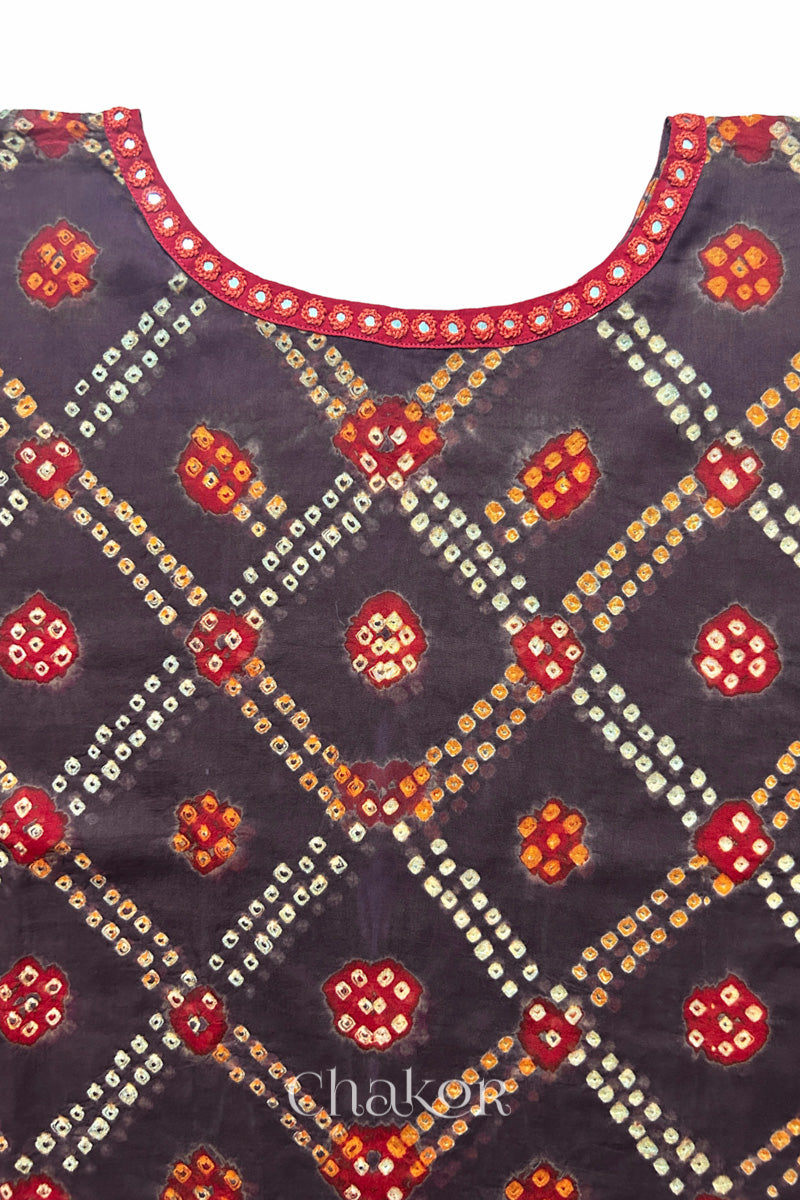 Kutch Bandhani pattern with mirror neckline detail on handcrafted cotton mulmul kaftan dress.
