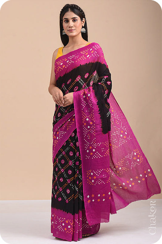 Traditional Black Magenta Bandhani Mul Cotton Saree by Chakor.