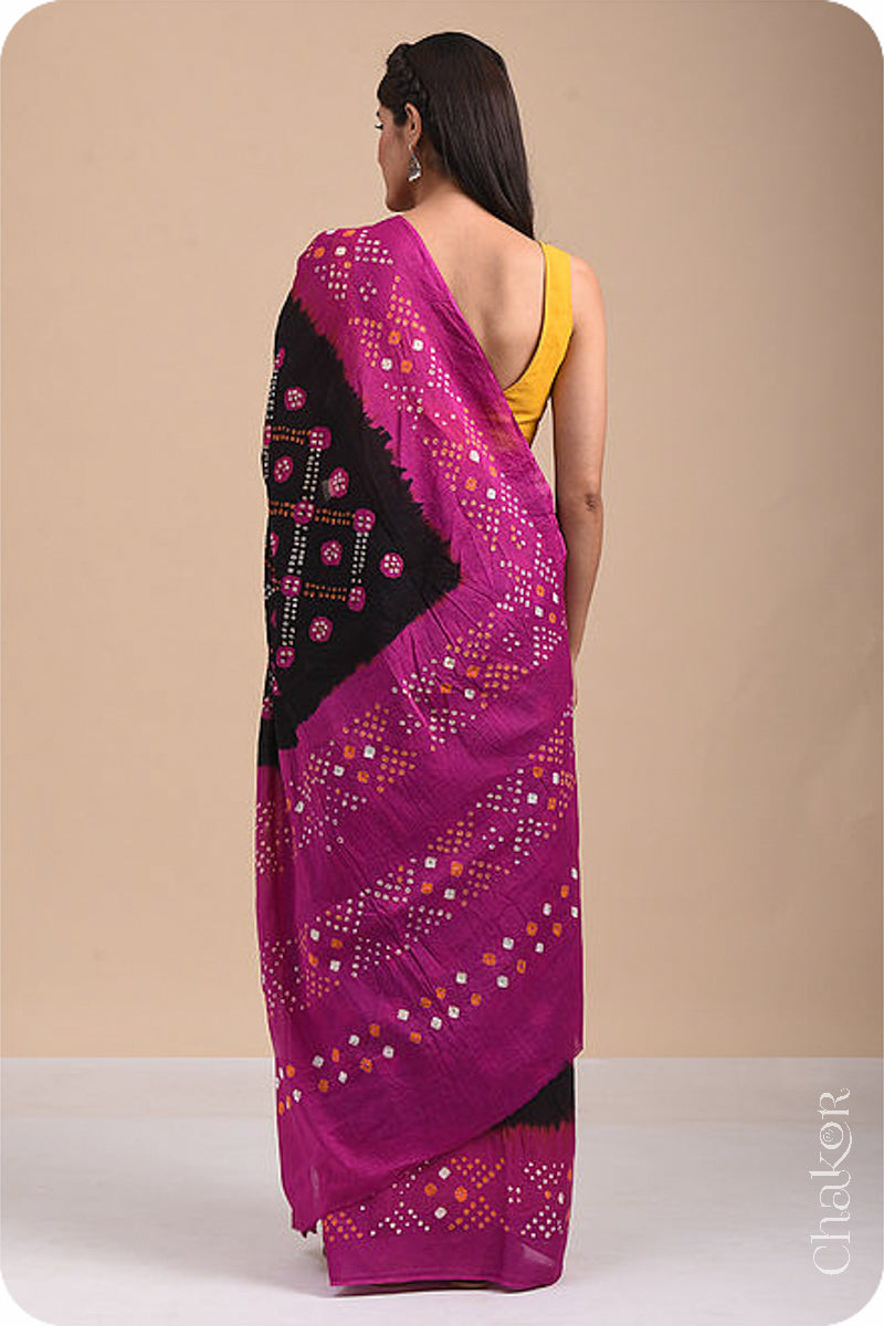 Traditional Black Magenta Bandhani Mul Cotton Saree by Chakor.