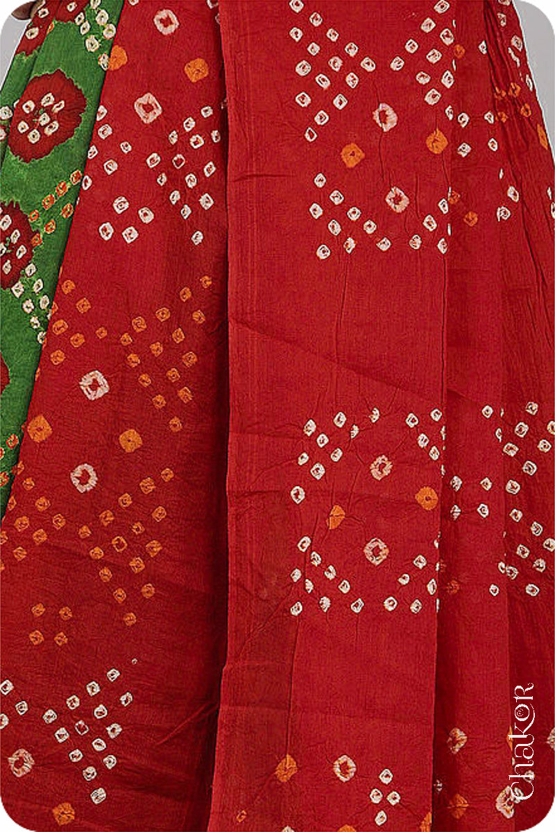 Traditional Mehendi Green Red Bandhani Mul Cotton Saree by Chakor.