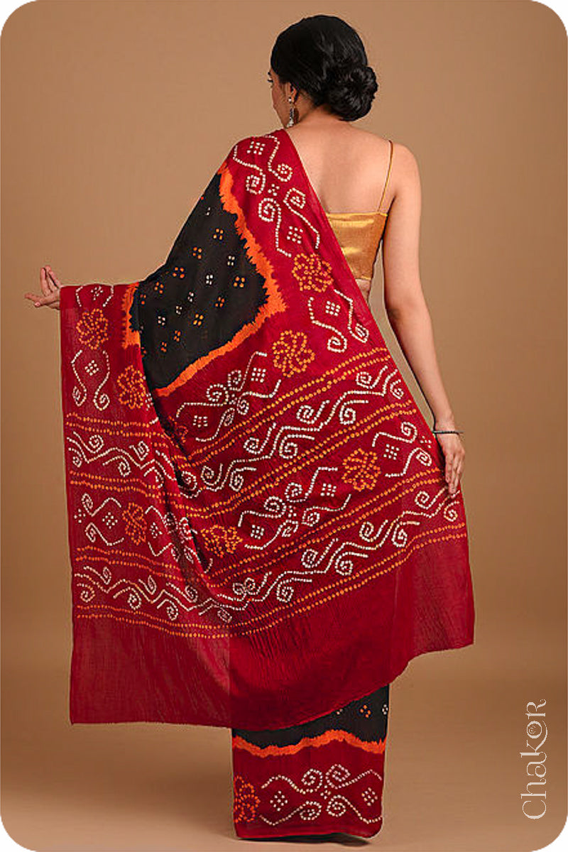 Traditional Black Red Bandhani Mul Cotton Saree by Chakor.