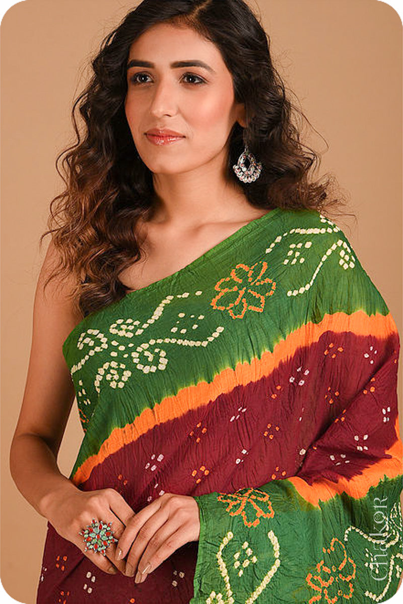 Traditional Maroon Mehendi Green Bandhani Mul Cotton Saree by Chakor.