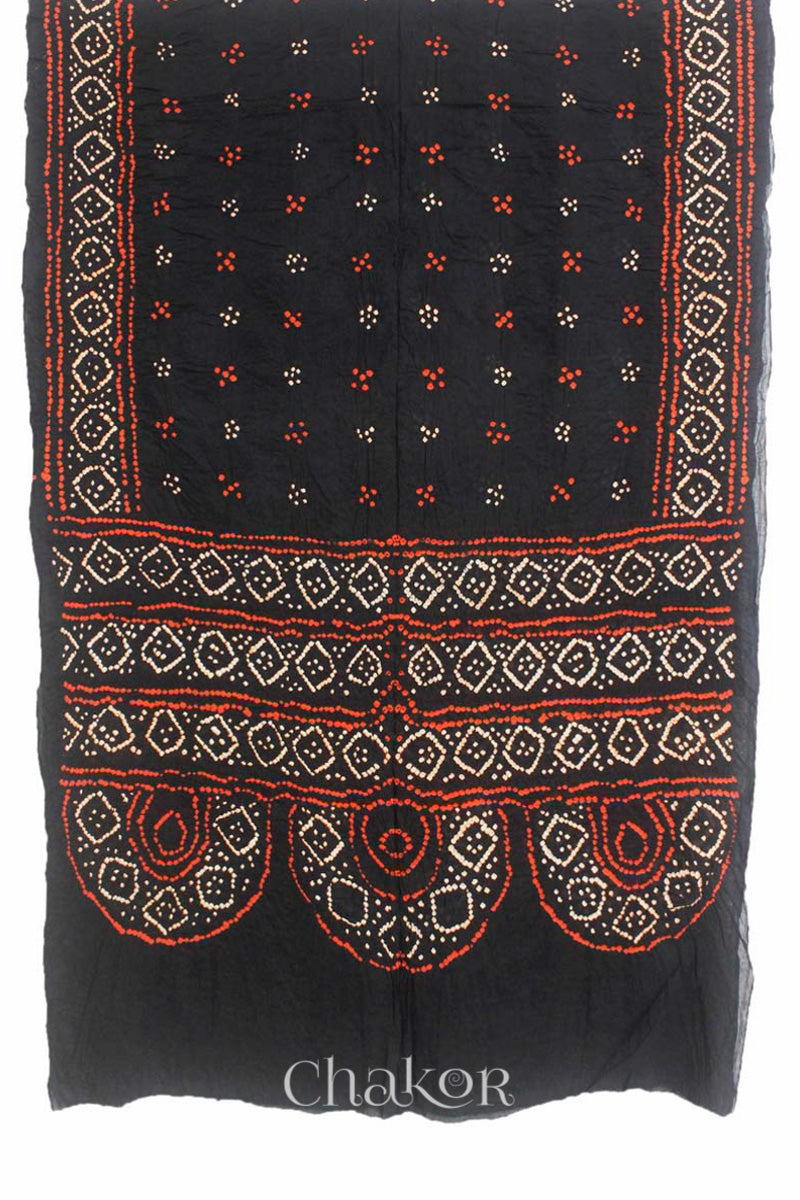 Traditional Black Bandhani Mul Cotton Saree by Chakor.