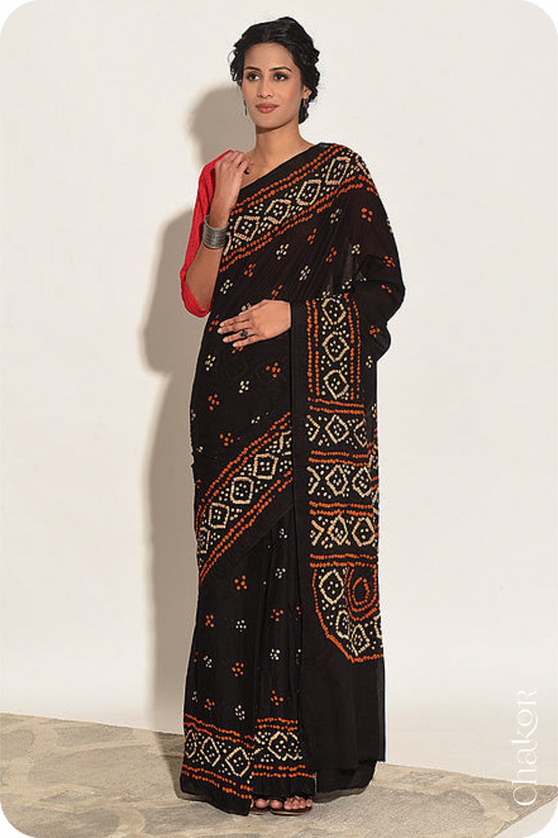 Traditional Black Bandhani Mul Cotton Saree by Chakor.