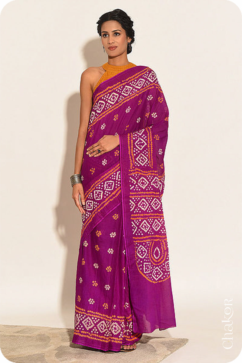 Traditional Magenta Bandhani Mul Cotton Saree by Chakor.