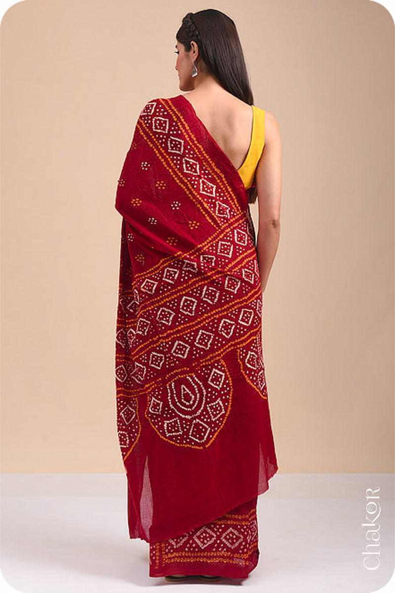 Traditional Red Bandhani Mul Cotton Saree by Chakor.